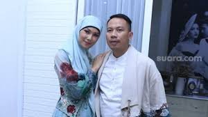 Jangan lupa subscribe vicky prasetyo ternyata vicky prasetyo masih usaha deketin sahila! Kalina Oktarani Has Met Azka Corbuzier Discussing Vicky Prasetyo