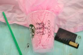 Starbucks gift card presentation ideas. Starbucks Cup Gift Card Holder For Valentine S Day Cutefetti