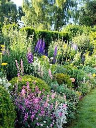 Cottage Garden With Boxwood Cottage Garden Plan Cottage Garden Beautiful Gardens