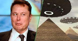 Quítenle internet al señor: Elon Musk dice que las pirámides las hicieron  los aliens