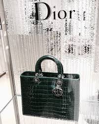 Pinterest Laufair Insta Laufairhurst Dior Dior Purses Purses And Bags