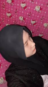 Mau keluar tapi masih hujan 😩🫠 #black #aesthetic #pink #hellokitty #...