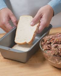 Meatloaf is one of my father's favorite things to cook and anytime we kids know he's making his homemade meatloaf, we make our way to my parent's house. How To Make Grease Less Meatloaf