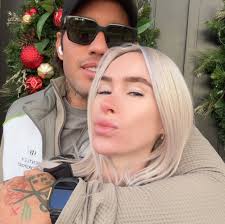 Amanda Darcy Solan (@bleach_blondie_) • Instagram photos and videos