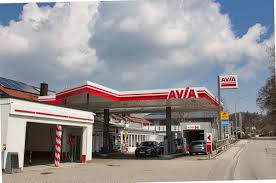 We are a team of highly skilled people dedicated to working with customers and partners to enhance safe and efficient flight. Avia Tankstelle Mit Hermespaketshop