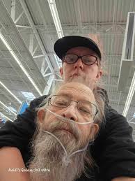 Remove oxygen tubes from photo?