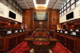 Dewan negara mempunyai kuasa untuk menolak dan membatalkan sebarang ruu untuk meminda perlembagaan yang memerlukan kelebihan suara majoriti dua pertiga dalam dewan negara dan dewan rakyat pada bacaan kali kedua dan kali ketiga. Official Portal Of The Parliament Of Malaysia General Information