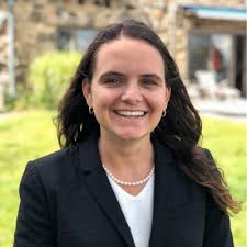 I'm excited to share that following my graduation from the University of  Michigan College of Engineering, I will be joining Meta as a full time  Software Engineer. Thank you to Bella Zarate,