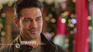As sydney begins to spend more time at the local bookstore, she meets a teacher, mac (paevey), who also fills in for the town santa. Hope At Christmas Preview Youtube