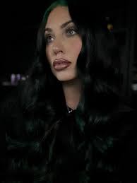 meltcosmetics did it again with their bomb ass lip liner and lipstick...