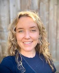 Holly Myrick's Instagram, Twitter & Facebook