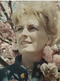 Founder of art gallery passes away at 94