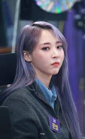 Moonbyul Moonbyul Eyebrows Dyed Hair