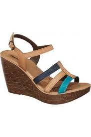 Dolgu Topuk Sandalet Https Modasto Com Graceland Kadin Ayakkabi Sandalet Br11937ct19