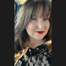 Are there sunflower fields in the local area available for photo sessions?