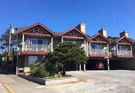 Welcome to the ocean inn, unparalled oceanfront lodging on the oregon coast ocean inn offers you a unique lodging experience in the quaint village of manzanita. Ocean Inn At Manzanita Hotel Reviews Price Comparison Or Tripadvisor