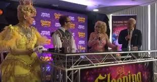 Birthday, bio, family, parents, age, biography, born (date she is known for her roles on the itv soap operas coronation street, crossroads and emmerdale. Itv Loose Women S Sherrie Hewson Disappointed And So Angry When Ringo Starr Appeared On Show Lincolnshire Live