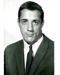 Countdown to Kick Off #64 Danny Holcombe Danny was a tough offensive guard  from Marietta, Georgia who played for Coach Bryant during his final three  seasons, 1979-1982. His son, Keith, came to