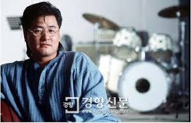 보수와 진보가, 여당과 야당이 같이 손 잡고 극장에 올 수 있는 영화다. ê°€ìˆ˜ ê¶Œì¸í•˜ íƒì‹œê¸°ì‚¬ í­í–‰ ì™œ ê²½í–¥ì‹ ë¬¸