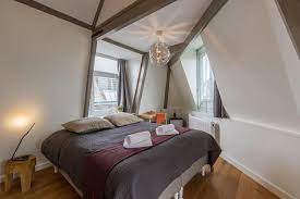 Amsterdam is the place to be for an unforgettable weekend break. Guesthouse Great Location In City Center Amsterdam Netherlands Booking Com