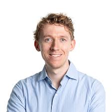 Robert Slob's Instagram, Twitter & Facebook