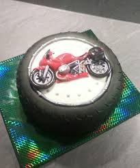 If you are looking for motorrad kuchen schablone you've come to the right place. Motorrad Torte Motorrad Torte Motorradkuchen Motivtorten Motorrad