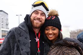 If you don't know, travis previously starred on the reality dating show catching kelce on e! Chiefs Travis Kelce And Girlfriend Kayla Nicole Break Up