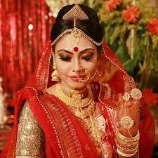 Beautiful Bengali Bridal Makeup Bridal Jewellery Indian Bengali Bridal Makeup Indian Bridal Outfits