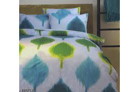 A duvet cover is a protective layer that slips over the duvet and has a closure. Maple Quilt Cover Set White Double Kogan Com
