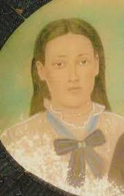 Ellie Turpin's Instagram, Twitter & Facebook