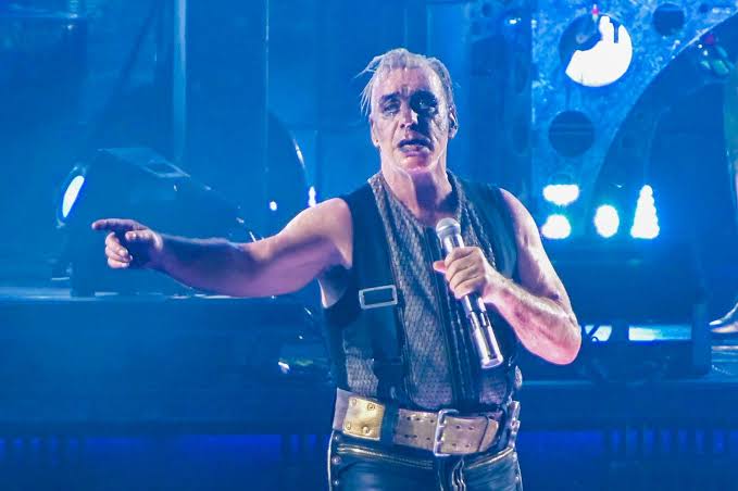 Warum Rammstein der Presse misstrauen: Es hat mit ihrer DDR-Vergangenheit  zu tun