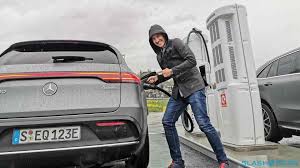 Explore hyundai's suvs, compare features, see specs, & locate a dealer near you today! 2020 Mercedes Benz Eqc Suv First Drive Luxury Ev In Motion Slashgear