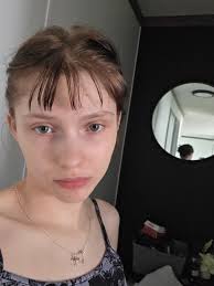 What kind of fake lashes would suit my eyes?