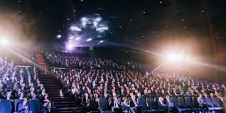 The kinepolis group is a belgian cinema chain formed in 1997 as a result of the merger of two family cinema groups, bert and claeys, and has been listed on the stock exchange since 1998. Kinepolis Nederland Linkedin