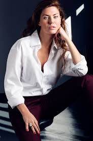 La battaglia di anghiari è citata nel romanzo una dinastia al potere, scritto dall'autore padovano matteo strukul nel 2016. Sara Battaglia To Debut Women S Line At Milan Fashion Week Wwd