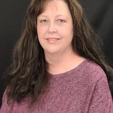 Marci White's Instagram, Twitter & Facebook