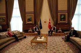 But in a speech to the european parliament on monday, mrs von der leyen suggested sexism was at the root of the seating blunder, known as sofagate. Sofa Gate In Turkey Eu Ties Really Column
