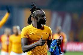 Galatasaray'dan devre arasında wba'nın yolunu tutan senegalli oyuncu mbaye diagne, manchester united'ın ardından chelsea ağlarını da sarsarak ada'da büyük ses getirdi. Galatasaray Mbaye Diagne Gibt Entwarnung