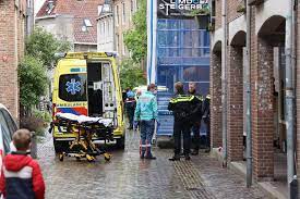 20:40 politie naar akkerbergstraat te zwolle. Wulwqwsuyeidhm