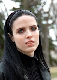 Heather Hutchison's Instagram, Twitter & Facebook