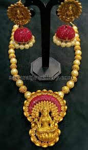 Gold Beads Set Laxmi Pendant Jpg 375 640 Antique Gold Jewelry Indian Beads Craft Jewelry Bridal Jewelry Collection