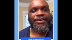 Chicago Is Lit: Evan Moore