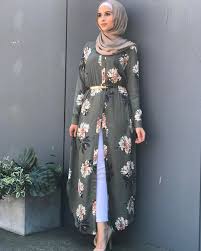 Sekarang aku dengan jelas bisa melihatnya. 15 Trend Fesyen Muslimah Yang Bergaya 2018 Mybaju Blog