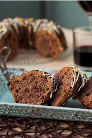 Saftiger Rotweinkuchen Mit Schokostuckchen Einfaches Rezept Kuchen Und Torten Rezepte Kuchen Und Torten Schokostuckchen