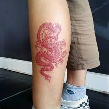 Tatuagem De Dragao 95 Fotos E Os Significados Desse Animal Lendario Tatuagem De Dragao Tatuagem Tatuagens Vermelhas