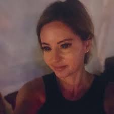 Danielle Warner (@dmwarner23)