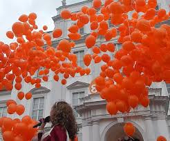 Immer mehr verliebte paare, wollen etwas besonderes auf ihrer hochzeit. Heliumballone Und Weitfluge Zur Hochzeit Oder Anderen Anlassen Ballonmobil Mobile Ballondeko Goslar Braunschweig Wolfenbuttel Salzgitter Wolfsburg