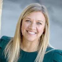 Kim Montag's Instagram, Twitter & Facebook