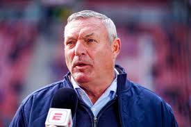 Opstelling FC Utrecht bekend: Jans kiest flink wat…