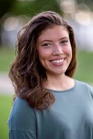 Eve Mcmanus's Instagram, Twitter & Facebook